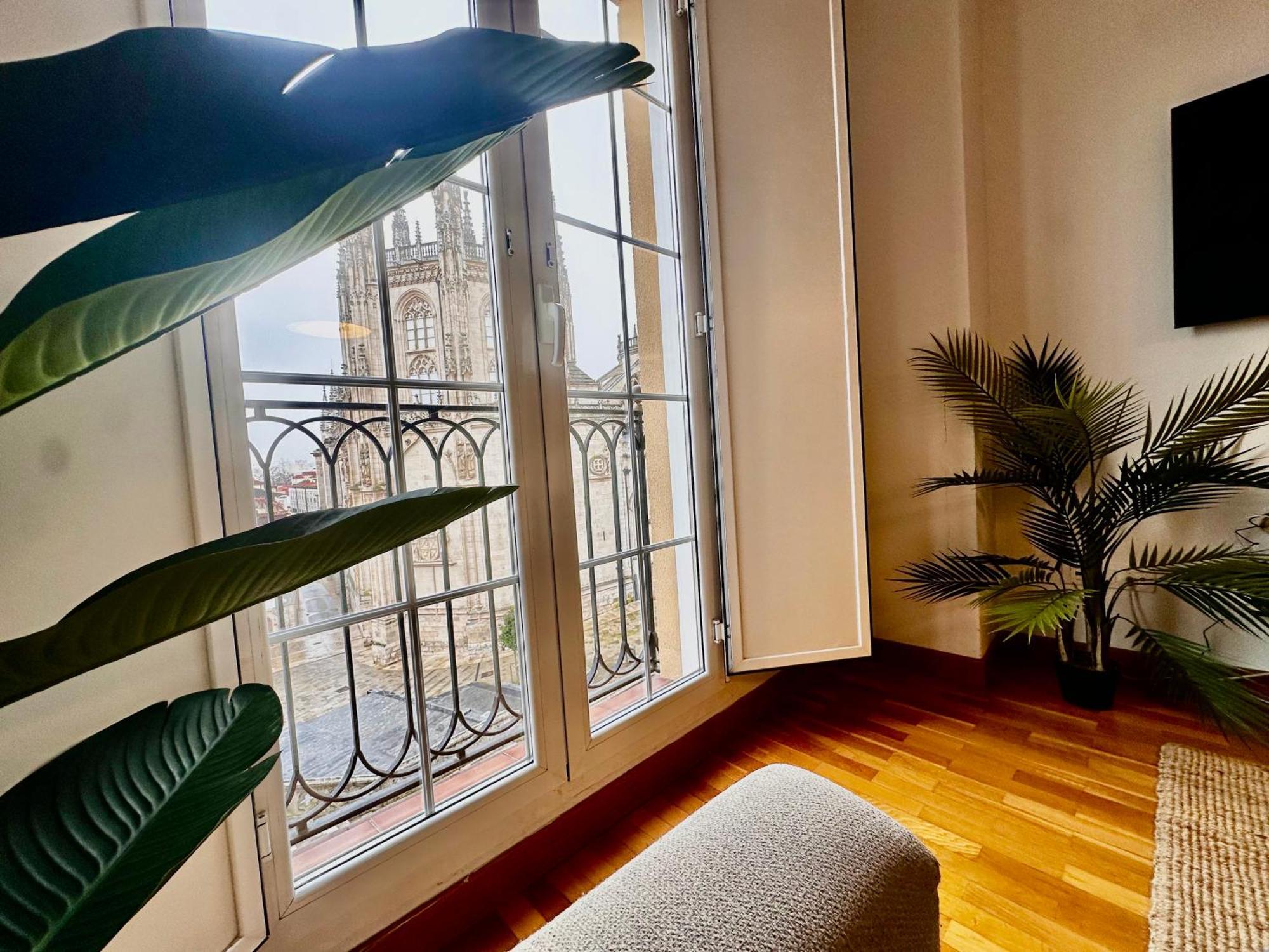Atuaire Home Balcon Con Vistas A La Catedral De Burgo 외부 사진
